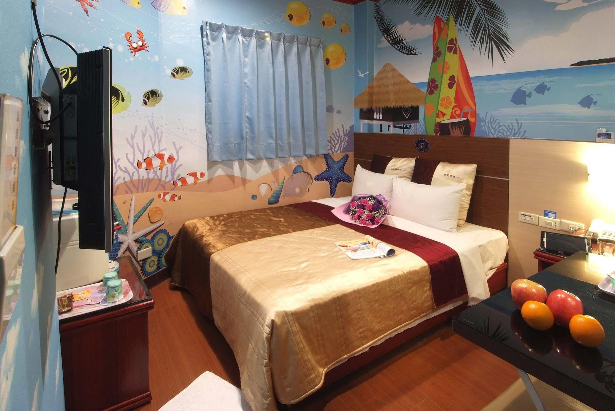 סינצ'ו סיטי Golden Swallow Hotel מראה חיצוני תמונה
